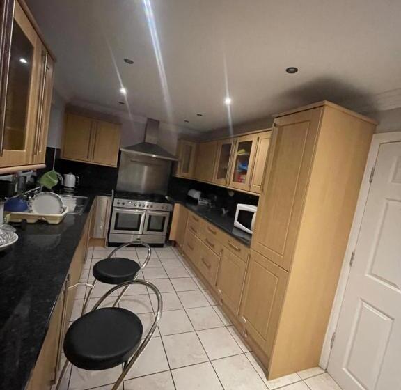 Пансион Double Room En Suite Free Parking