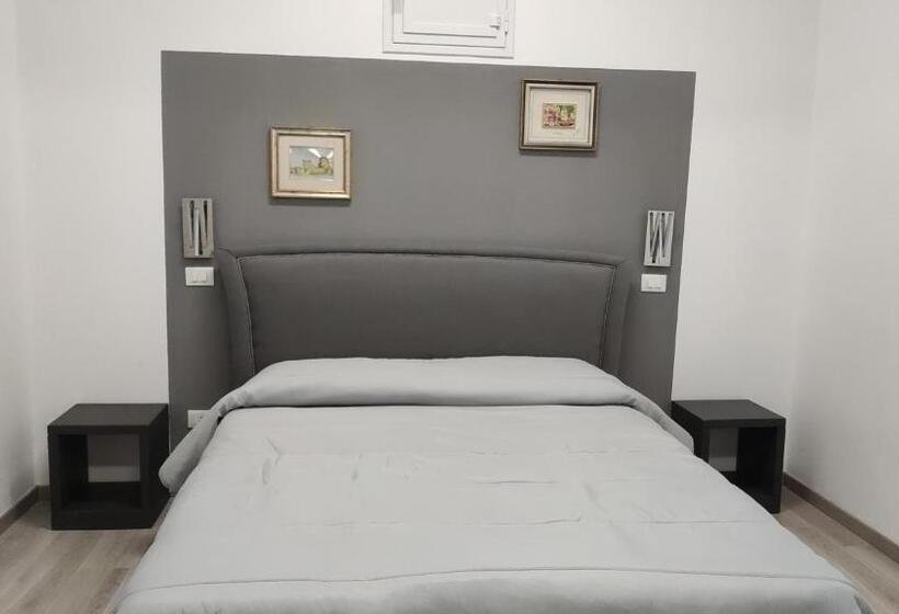 ペンション La Rondine Bed