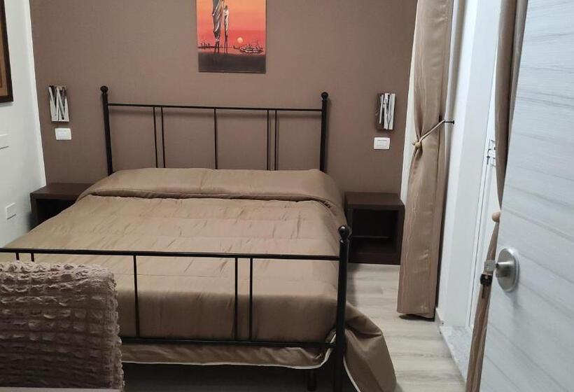 ペンション La Rondine Bed