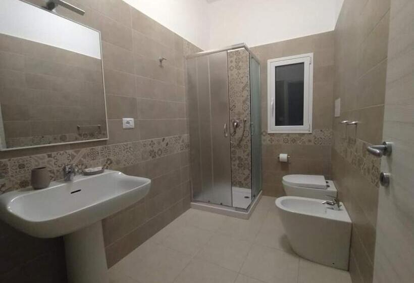 ペンション La Rondine Bed