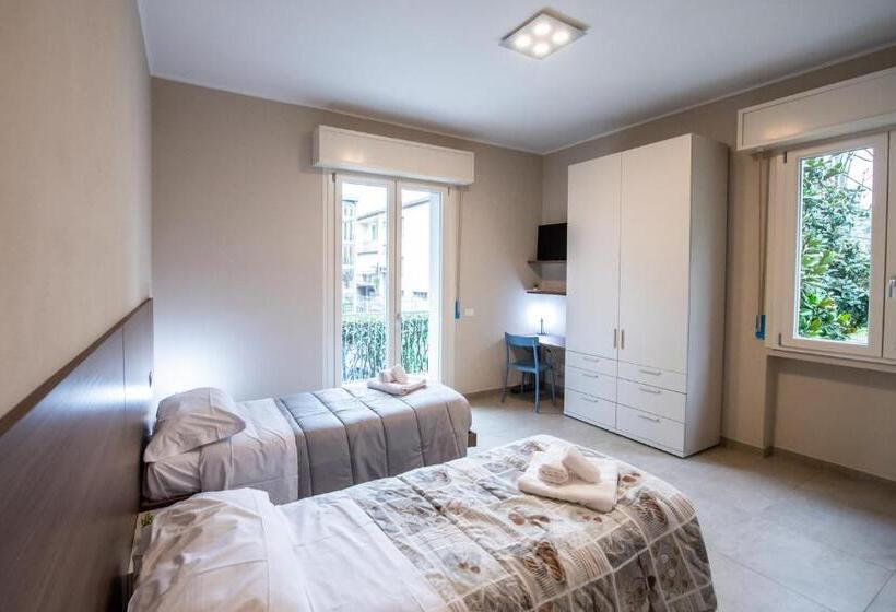 پانسیون 350 M Dall Ospedale Maggiore L Parcheggio Privato Free L Nova Galileo