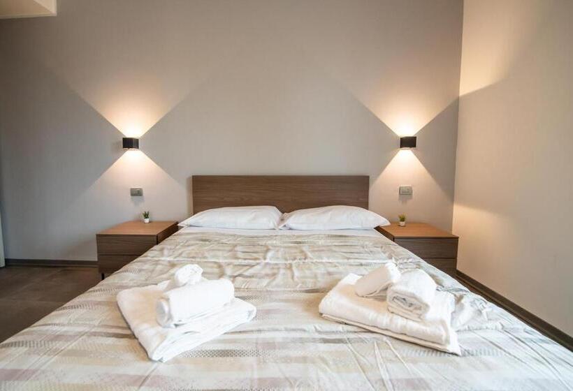 پانسیون 350 M Dall Ospedale Maggiore L Parcheggio Privato Free L Nova Galileo