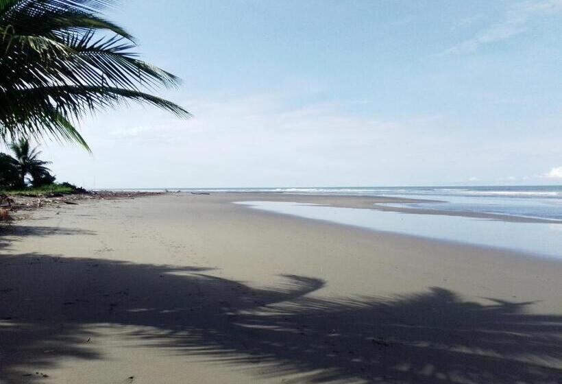 펜션 Hostal Atrapasueños Playa La Barra