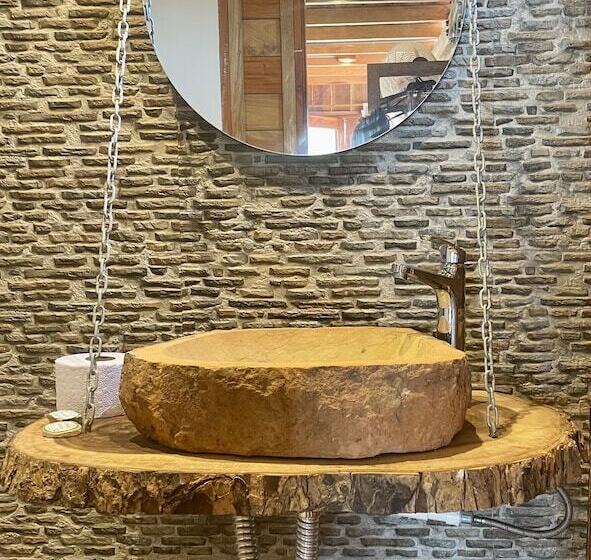 פנסיון Hostal Mocambo Beach