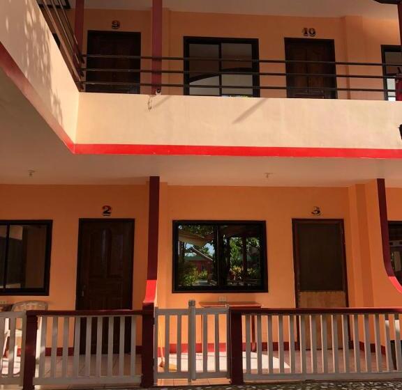 پانسیون Jbr Tourist Inn   Port Barton