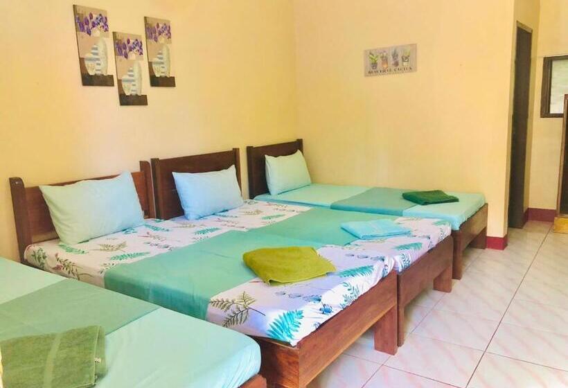 پانسیون Jbr Tourist Inn   Port Barton