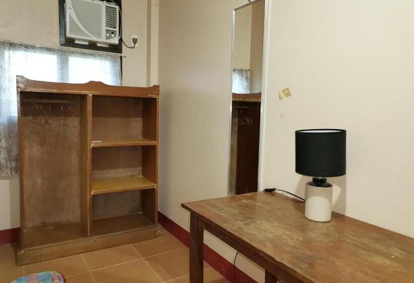 پانسیون Jbr Tourist Inn   Port Barton