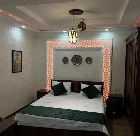 פנסיון Moonlight Guest House