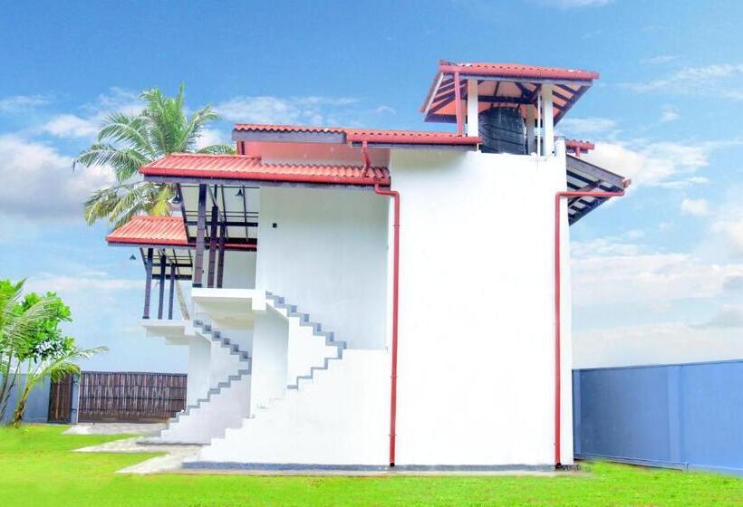 פנסיון Muthu Villa 94 Midigama