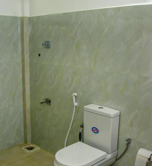 פנסיון Muthu Villa 94 Midigama