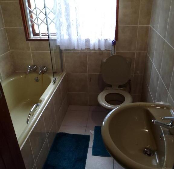 بنسيون Ocean View Guest House