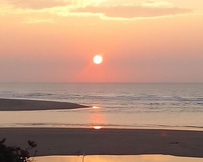 بنسيون Ocean View Guest House