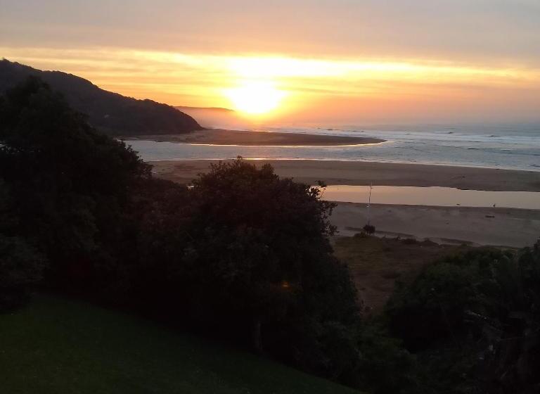 بنسيون Ocean View Guest House