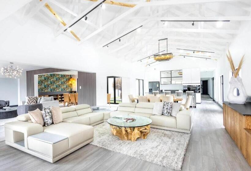 Пансион Panorama Villa