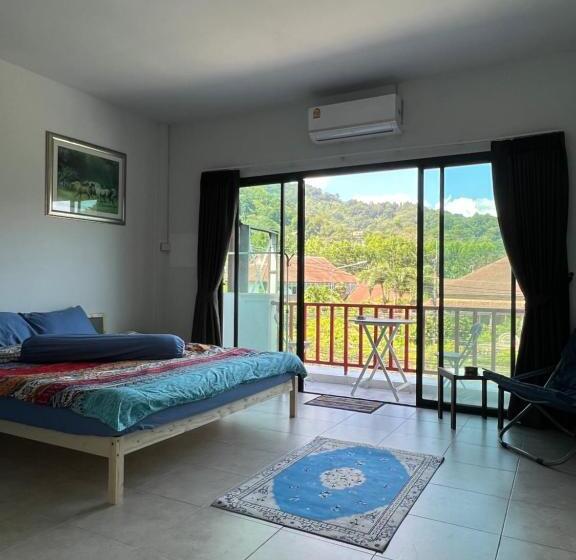 膳宿费 Petunya Phuket Guest House