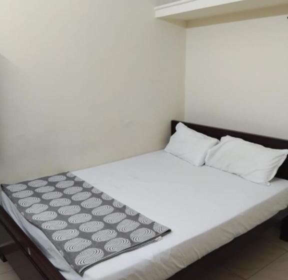 פנסיון Puducherry Residency