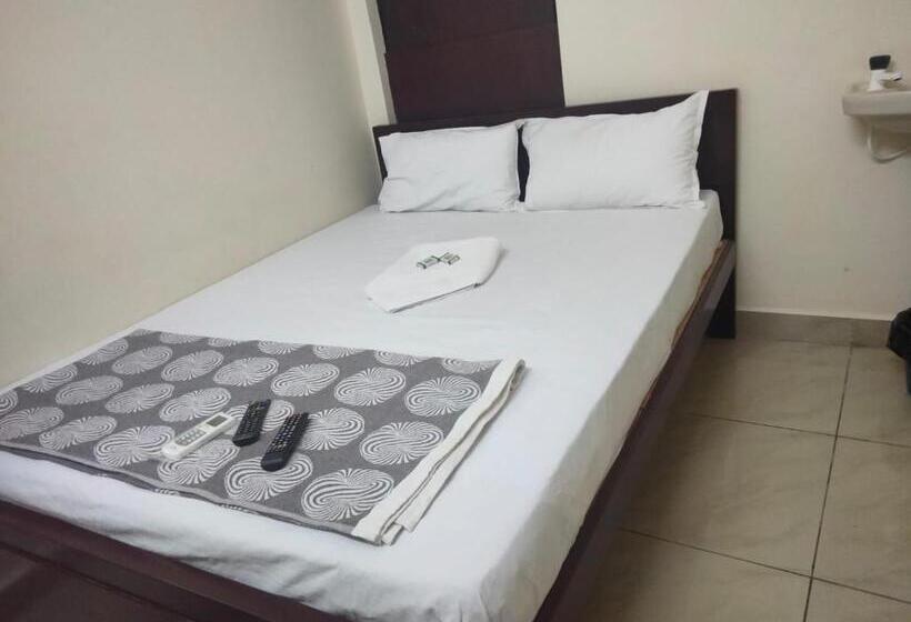 פנסיון Puducherry Residency