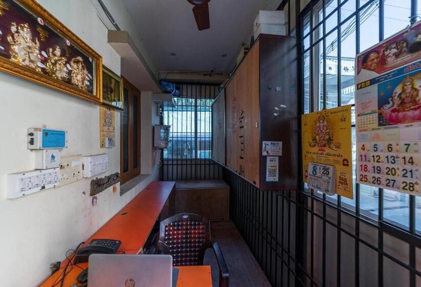 פנסיון Puducherry Residency