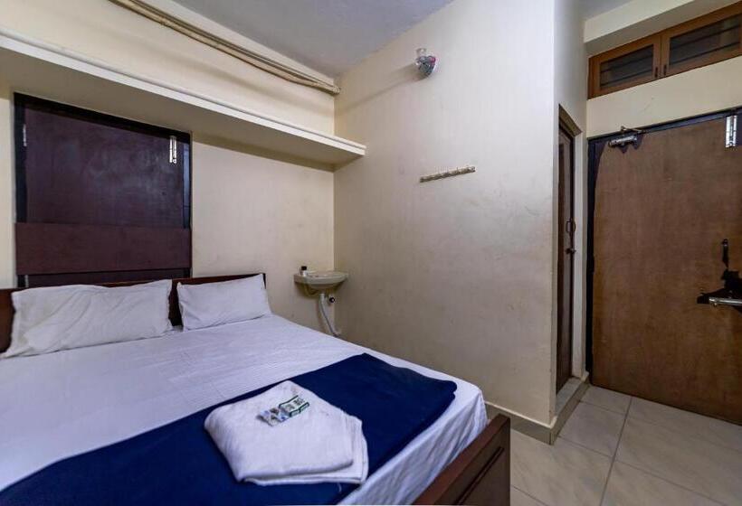 פנסיון Puducherry Residency