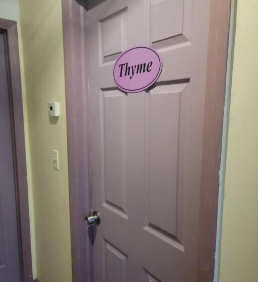 پانسیون Rock Pad Airbnb