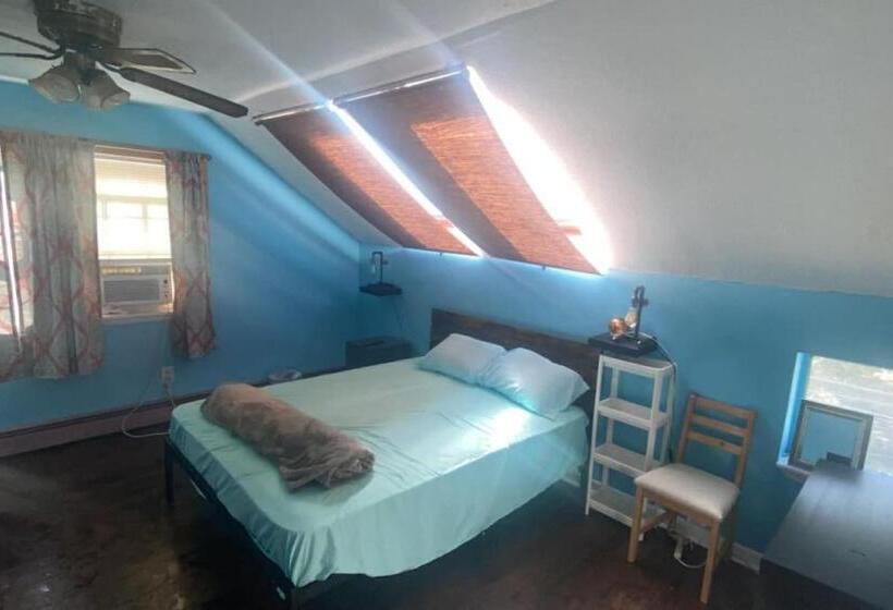 پانسیون Rock Pad Airbnb