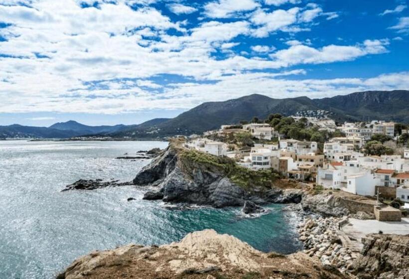 Пансион Santa Parascheva Can Pau