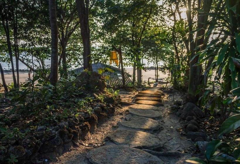 膳宿费 Simple Life Bungalows