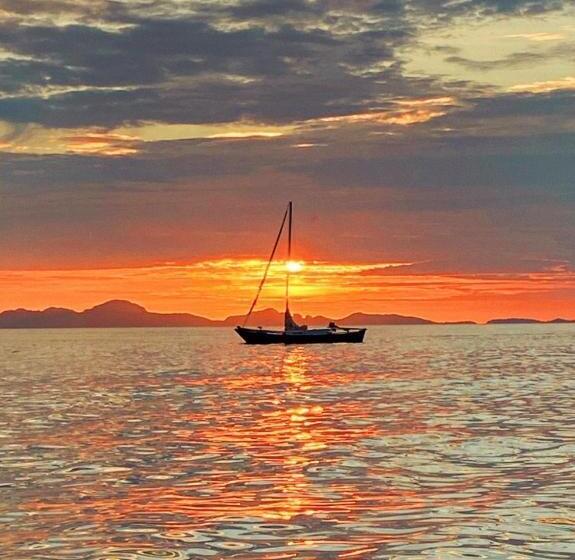 פנסיון Simple Life Bungalows