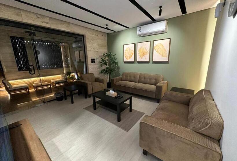 ペンション The Palms Resort