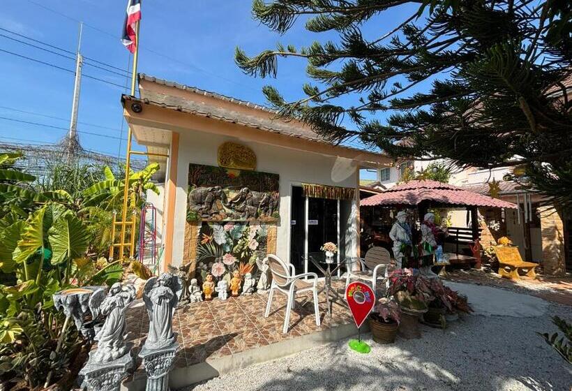 Pensão The Stone Guest House