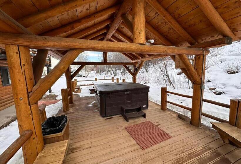 بنسيون Ute Bluff Lodge, Cabins And Rv Park