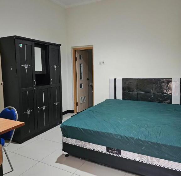 بنسيون Villa Puncak Tidar