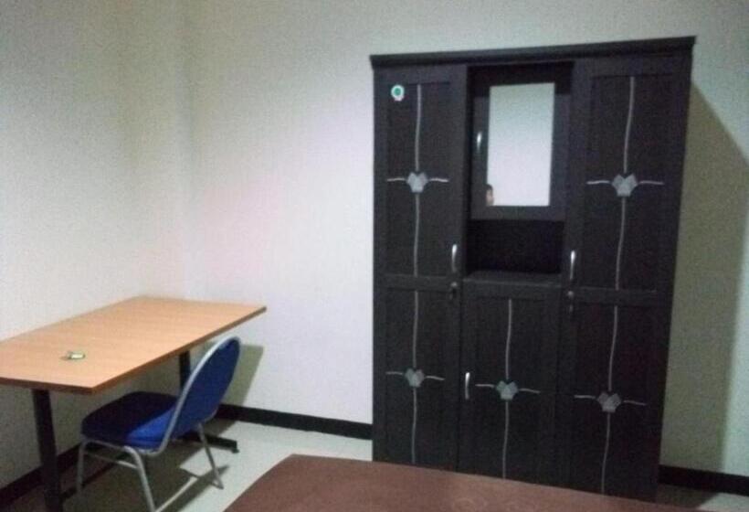 بنسيون Villa Puncak Tidar