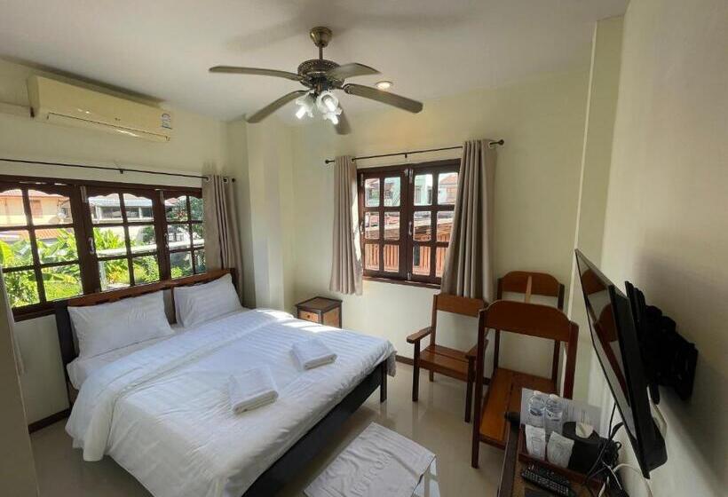 Pensió เวลาและนาที Wella&natee