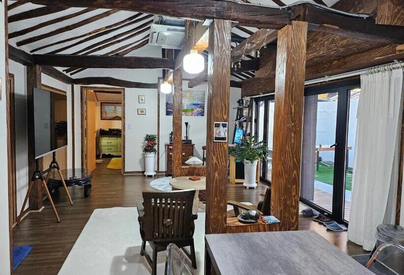 بنسيون Young House