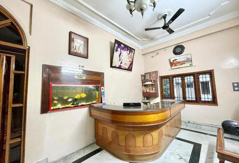 فندق Shivam ! Varanasi होटल शिवम హోటల్ శివం ஹோட்டல் சிவம் Forɘigner S Choice ! Fully Air Conditioned Hote