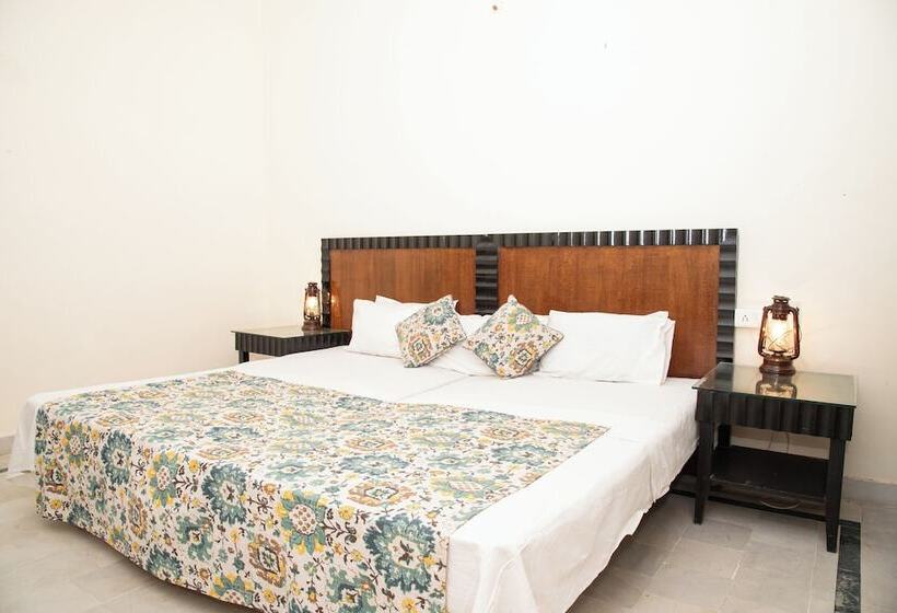 Shivika Lake Hotel Ranakpur