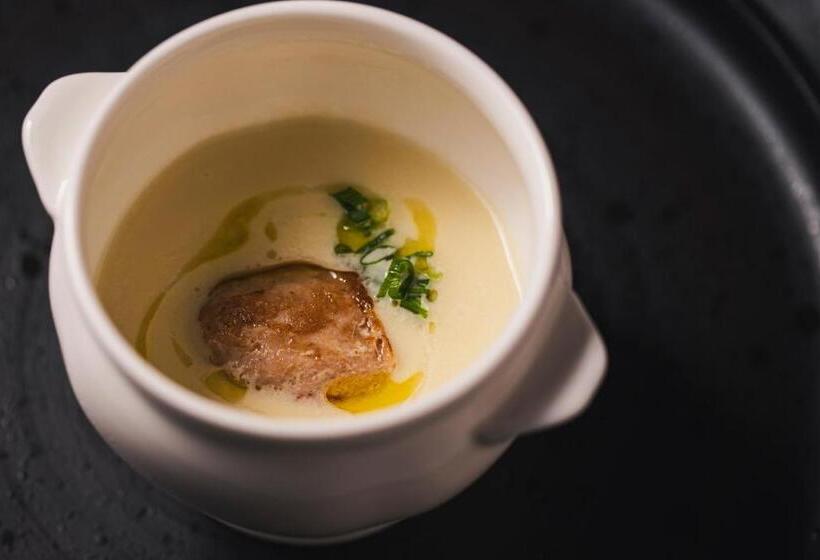 فندق صغير オーベルジュ キャトル セゾン 宗像