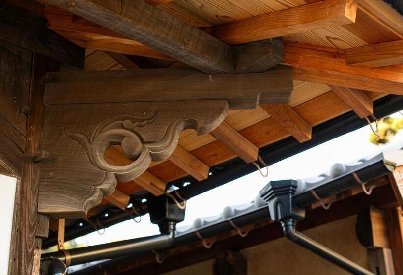 فندق صغير オーベルジュ キャトル セゾン 宗像