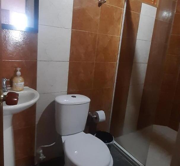 فندق صغير Hostal Café Racer