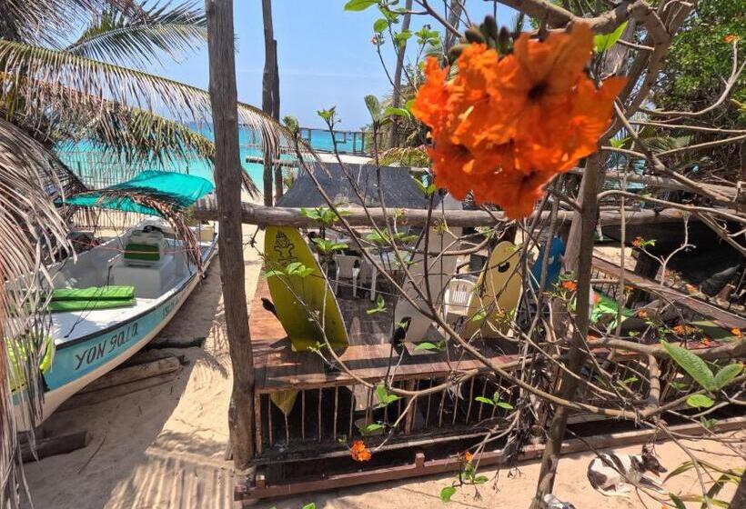 旅馆 Hugos Place Baru