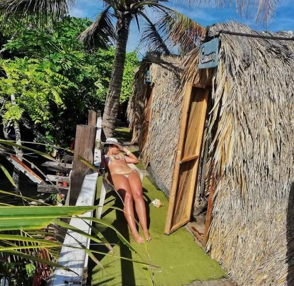 旅馆 Hugos Place Baru