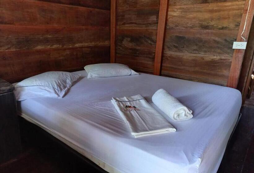 旅馆 Hugos Place Baru