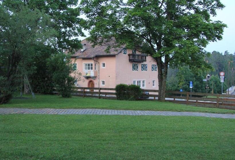 Общежитие Kaiserau 1907