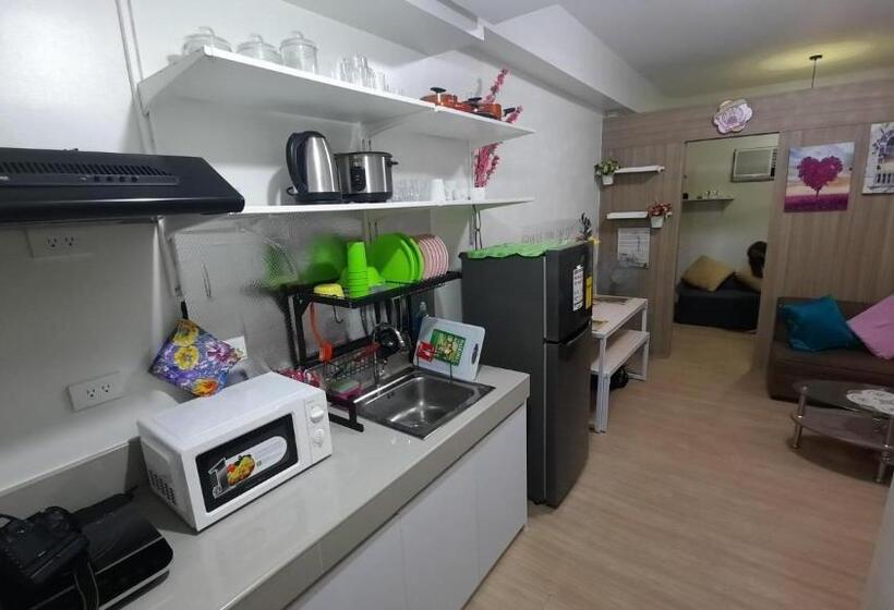 Amaze365 Holiday Homes Condotel At Trees Residence Fairview