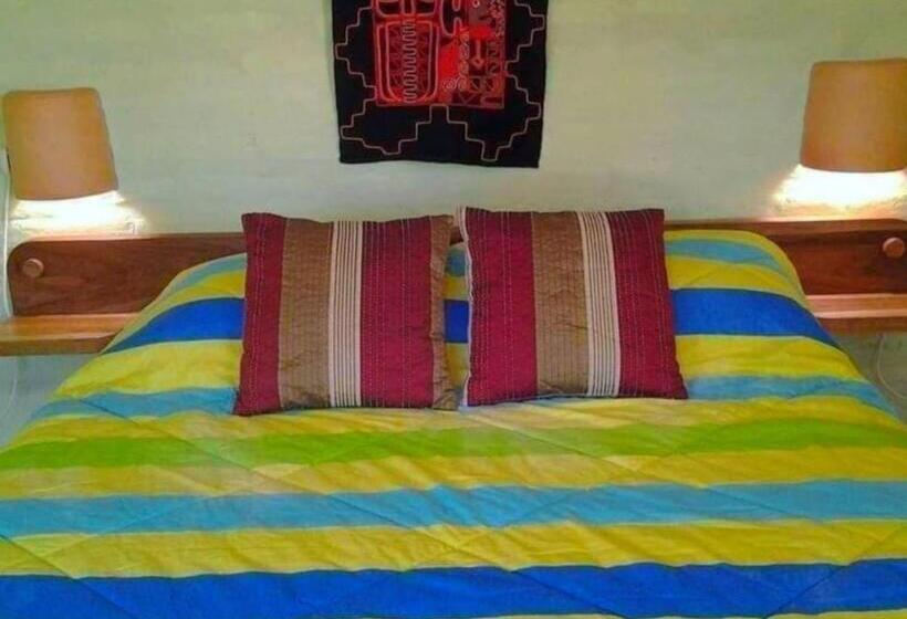 Bed and Breakfast Arie S Cabin