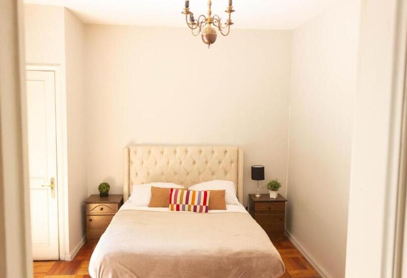 تختخواب و صبحانه Bbcasita