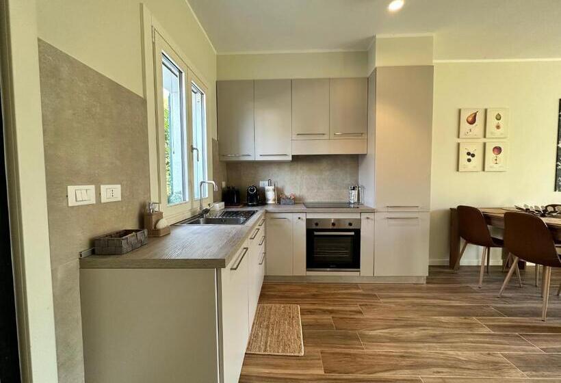 ベッドアンドブレックファースト Canovetta Country House Camelia   Nearby Cremona