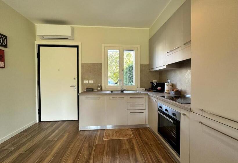 ベッドアンドブレックファースト Canovetta Country House Camelia   Nearby Cremona