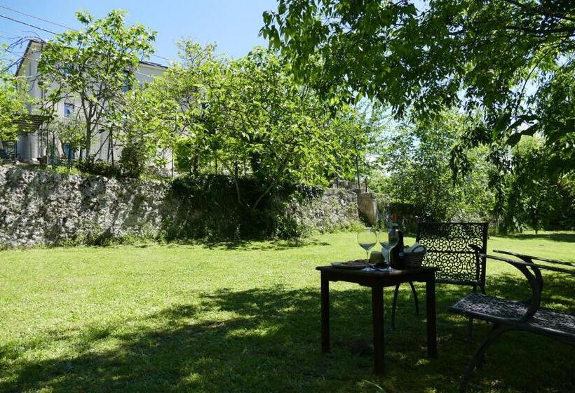 مبيت وإفطار Casino Del Monaco